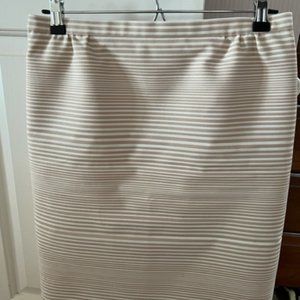 Marc Jacobs Size 4 pencil skirt